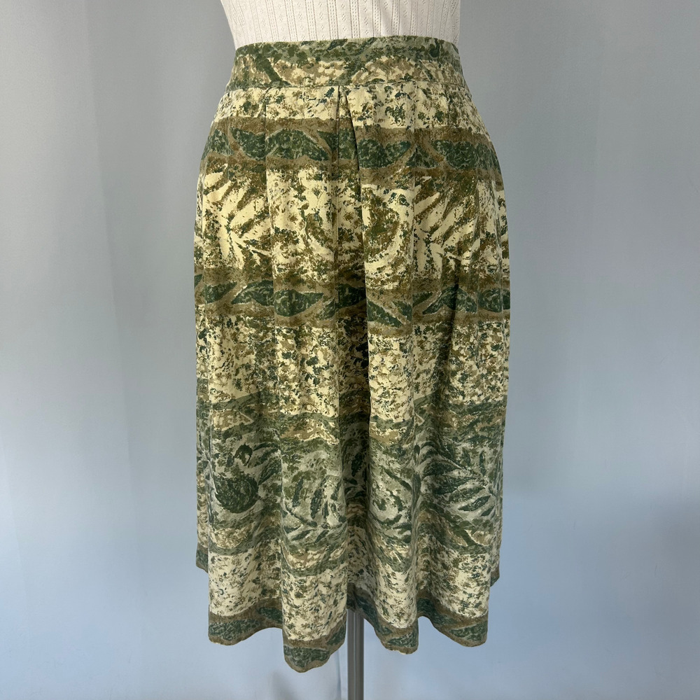 Vintage A Line Skirt Size Medium Green Leaf Pleated Silk Boho Flowy Fairy Whimsy